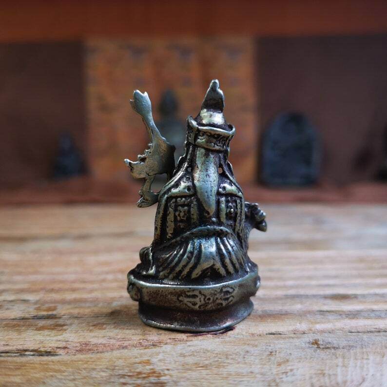 Gandhanra Antique Tibetan Buddha Statue,Padmasambhava,Guru Rinpoche - Tibetan Buddhist statue, view 7