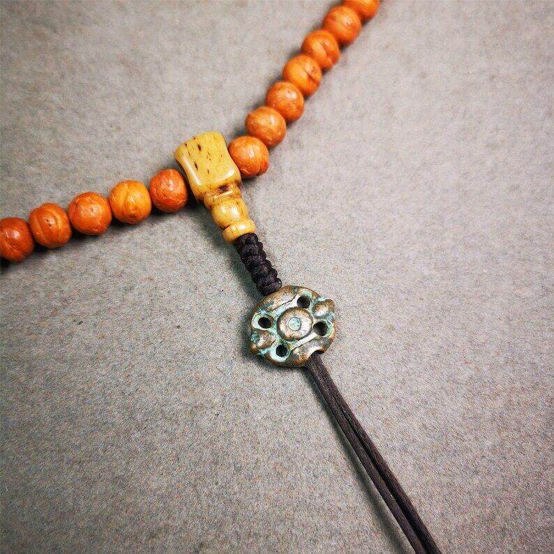 Amulet,Vajra Pendant for Mala,Bag Hanging,Prayer Bead Accessories - Tibetan Buddhist mala beads, front view