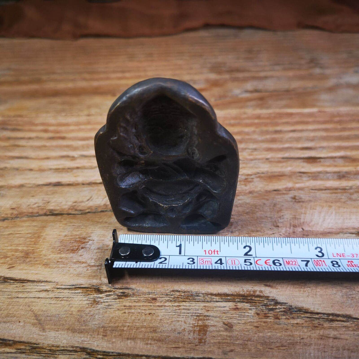 Mahakala Statue Tsa Tsa Mold - Tibetan tsa tsa mold, size reference