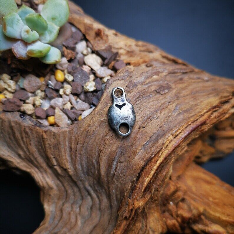 Mala Counter Pendant Connecting Ring 0.7" - Tibetan Buddhist mala beads, size reference