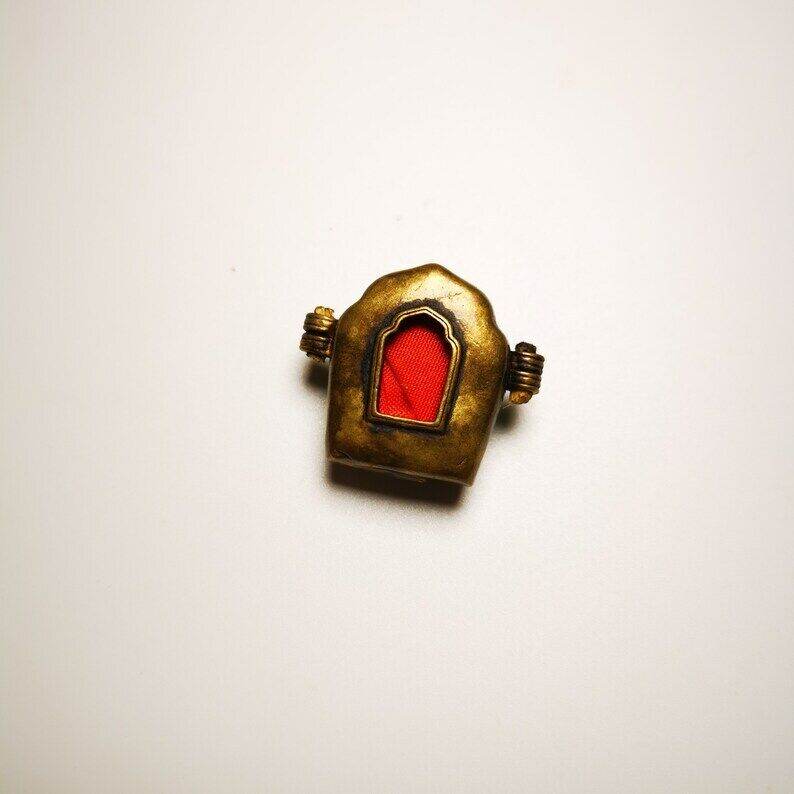 Gau Ghau Shrine, Altar Amulet Pendant - Tibetan Buddhist amulet, view 4