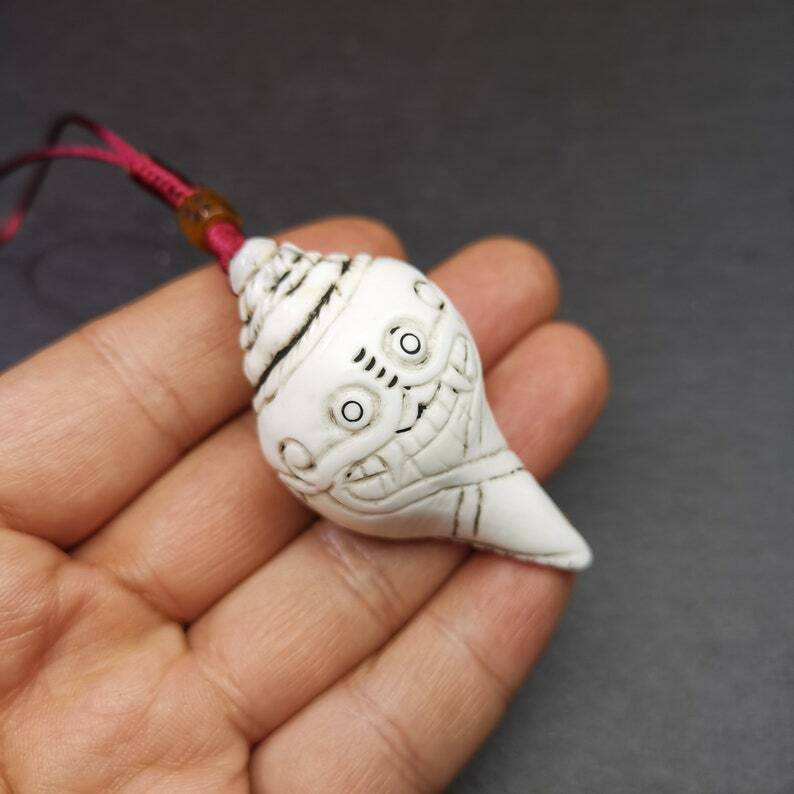 White Conch Shankha 2.28" - Tibetan Buddhist art, view 7