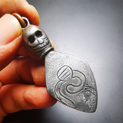 Gandhanra Vintage Skull Sitavana Phurba Amulet,Kila,Kilaka Pendant