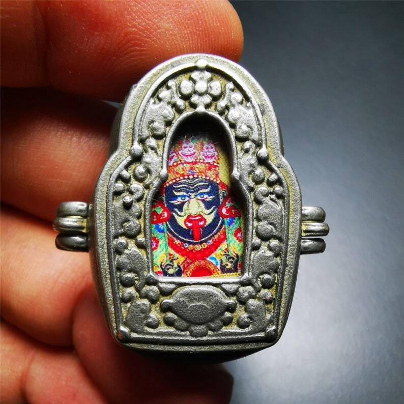 Gau Ghau Shrine,Shri Devi,Drashi Lhamo,Zashi Lhamo,Buddhist Altar Amulet Pendant