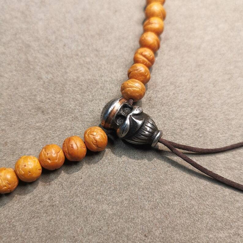 Mala Guru Bead, Skull Shape T-drilled 3-Hole Bead for Prayer Bead,0.87" - Tibetan Buddhist mala beads, view 4