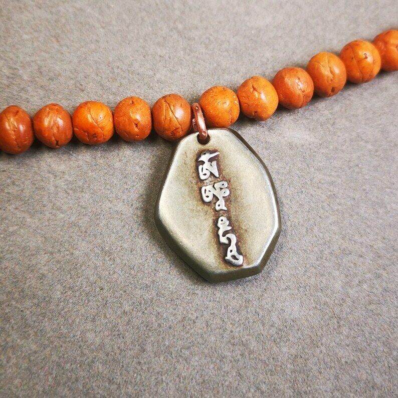 Mala Pendant,Drashi Lhamo Amulet for Prayer Beads - Tibetan Buddhist mala beads, detailed view