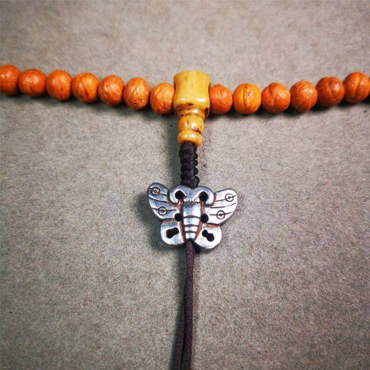 Amulet,Pendant for Mala - Tibetan Buddhist mala beads, front view