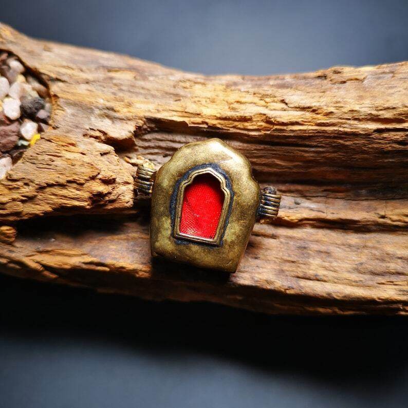 Gau Ghau Shrine, Altar Amulet Pendant - Tibetan Buddhist amulet, front view
