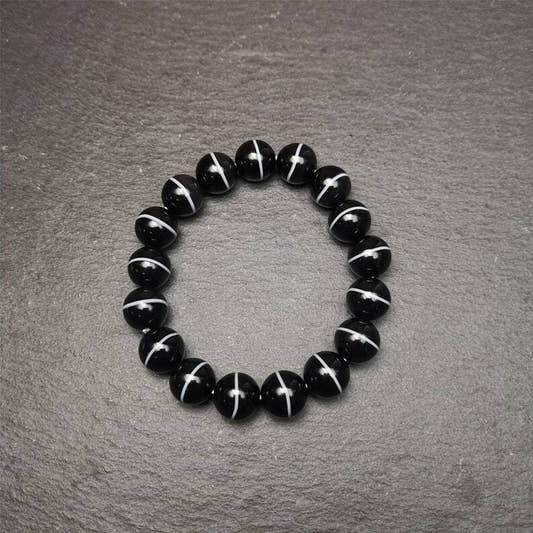 Black Agate Prayer Beads Bracelet - Tibetan Buddhist art, front view