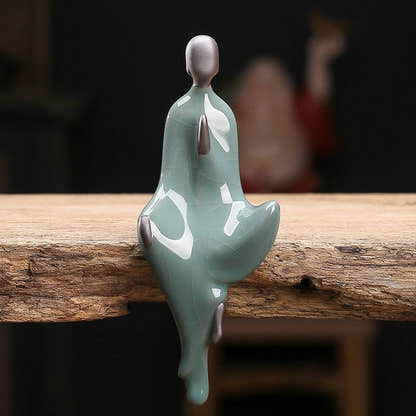 Ceramic Buddha Statue - Tibetan Buddhist statue, detailed view