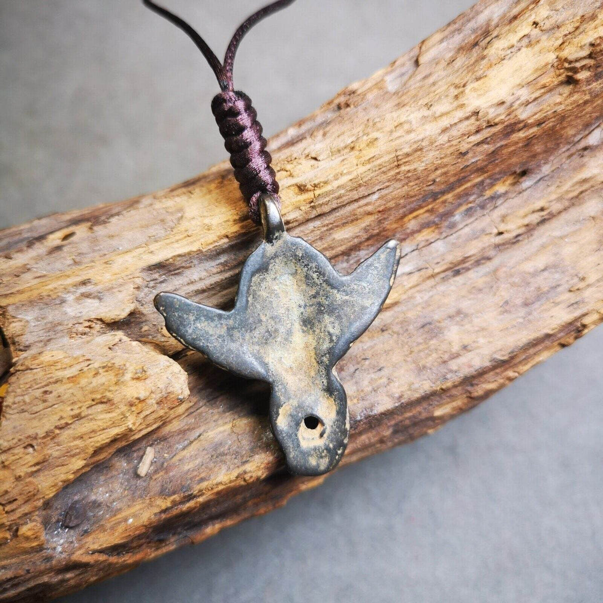 Buddhist Amulet Pendant,Garuda,Garula,Suparn Bird - Tibetan Buddhist amulet, detailed view