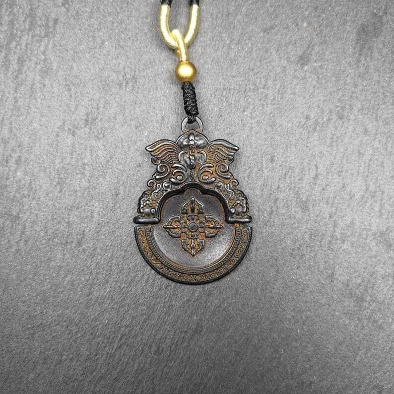 Vajra Amulet - Thokcha Pendant - Tibetan Buddhist amulet, view 8
