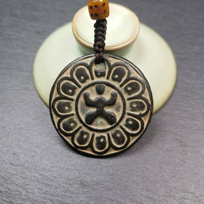 Gandhanra Vintage Tibetan Chenrezig / Padmapani Amulet,Om Mani Padme Hum Badge Pendant, Made of Thokcha,1.7"