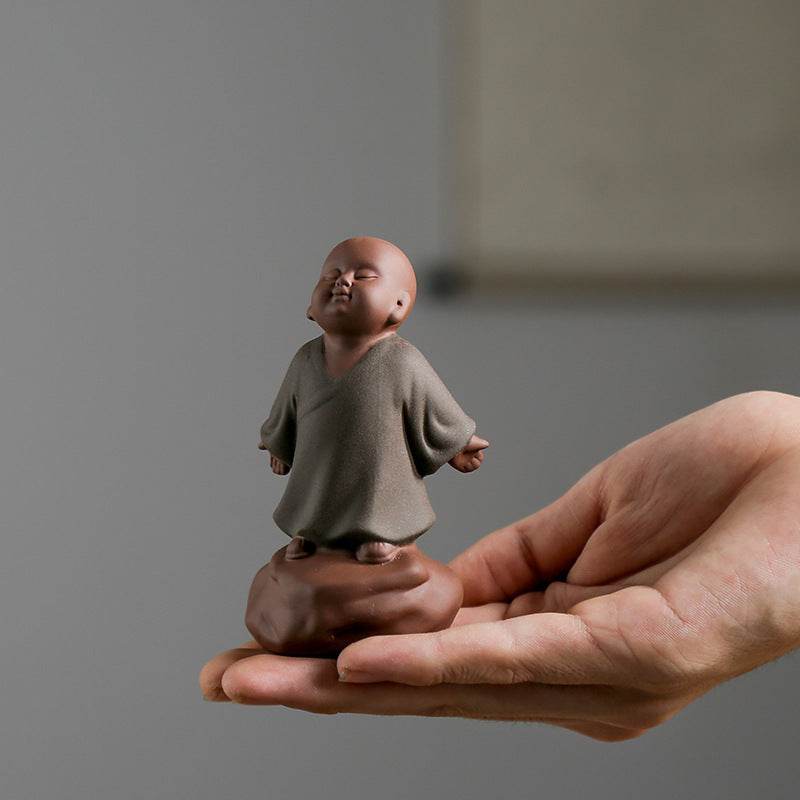 Purple Sand Ceramic Buddha Statues - Tibetan Buddhist statue, close-up detail