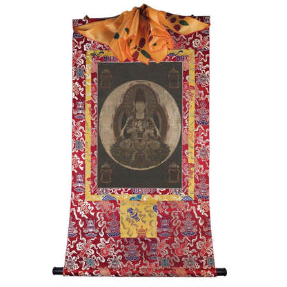 Ekaksara-usnisacakra - Tibetan thangka painting, detailed view