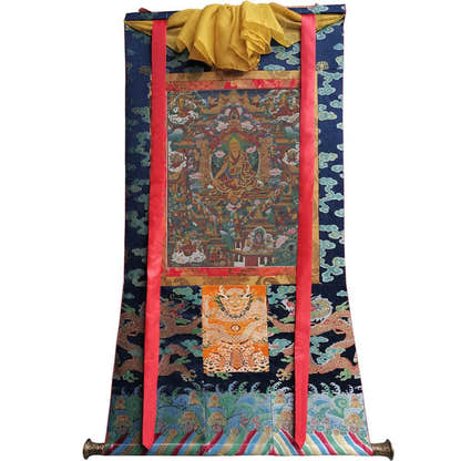 Tsongkhapa - 18th Century - Tibetan thangka painting, view 9