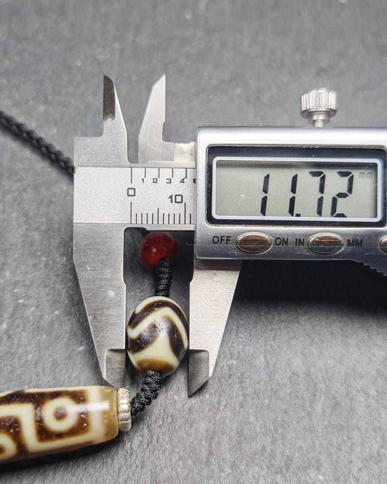 Antique 12 Eyes Dzi Bead Necklace | Tibetan Jewelry | Protection Charm for Perfection and Consummation | Spiritual Gift | 54*12mm