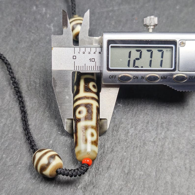 Antique 12 Eyes Dzi Bead Necklace for Man - Tibetan Buddhist bead necklace, view 12