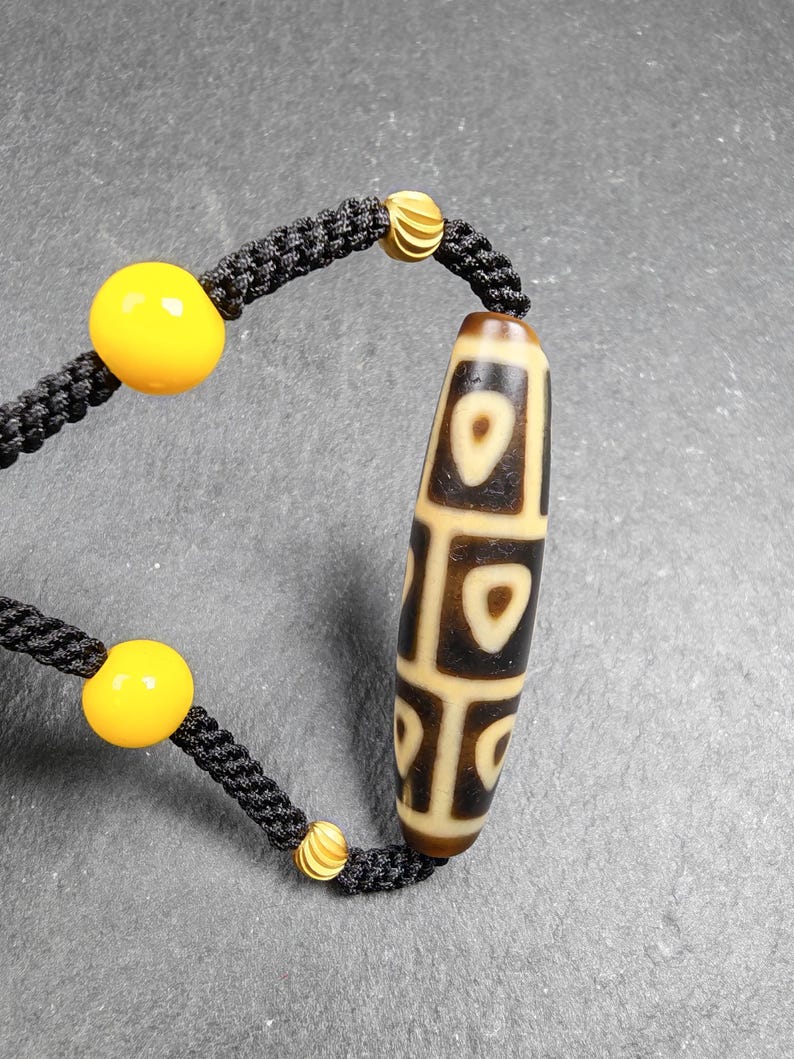 Antique 9 Eyes Bodhi Heart Dzi Necklace - Tibetan Dzi Amulet - 53 x 13mm