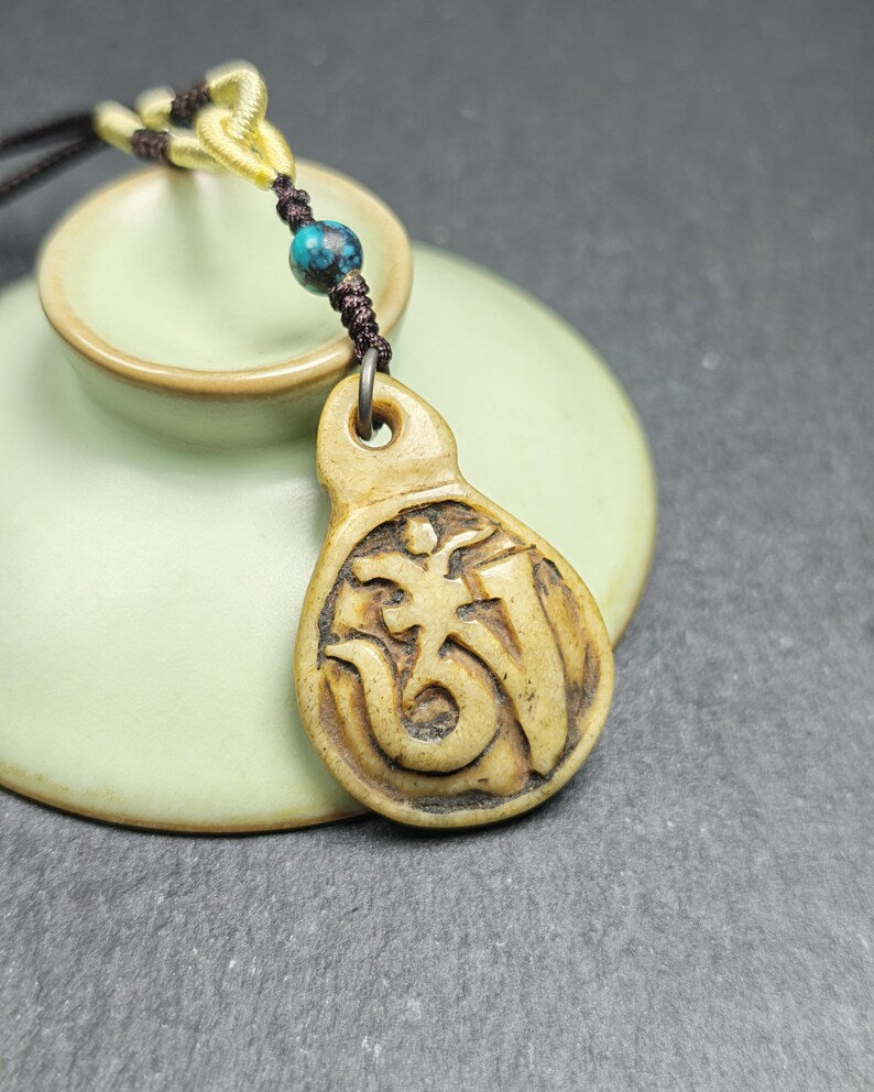 Antique Kapala Amulet - OM Letter - Gandhanra Old Tibetan Buddhism Protective Charm - 45mm × 31mm - 40 Years Old