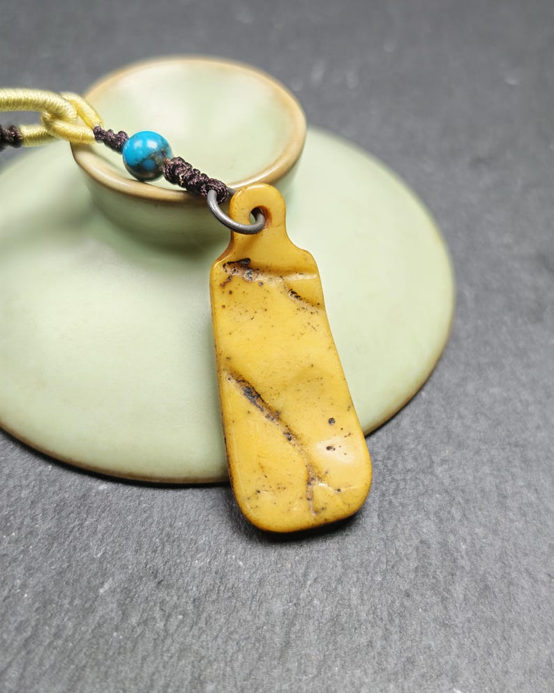 Antique Kapala Amulet - Vine Scroll Pattern Pendant - Gandhanra Old Tibetan Protective Charm - 43mm × 17mm - Decadess Old