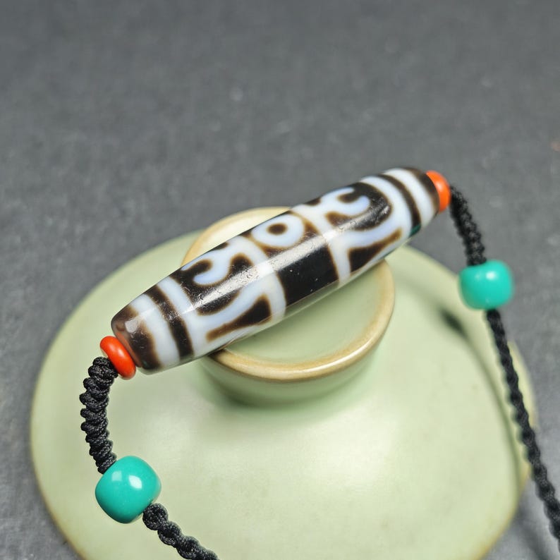 Antique Vajra Dzi Bead Necklace | Tibetan Jewelry | Protection Charm for Invoking Blessings | Spiritual Gift | 49*13mm