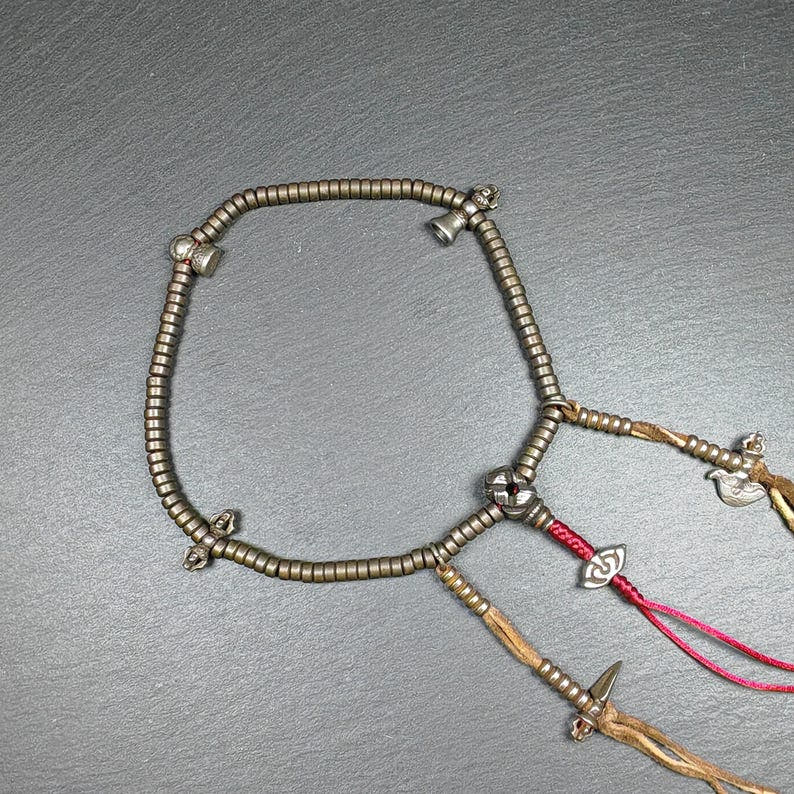 5mm Cold Iron Ascetic Hand Hold Mala - Tibetan Buddhist mala beads, detailed view