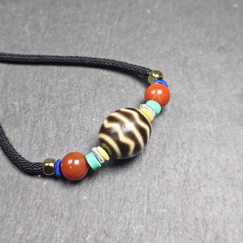 Authentic Dalo Dzi Bead Necklace - Round Wave Dzi | Tibetan Jewelry | Protection Charm | Spiritual Gift | 18*20mm