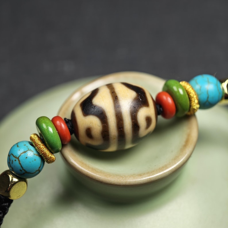 Authentic Dzi Bead Necklace - Lotus Dalo Dzi Pendant | Tibetan Jewelry | Protection Charm | Spiritual Gift | 18*15mm