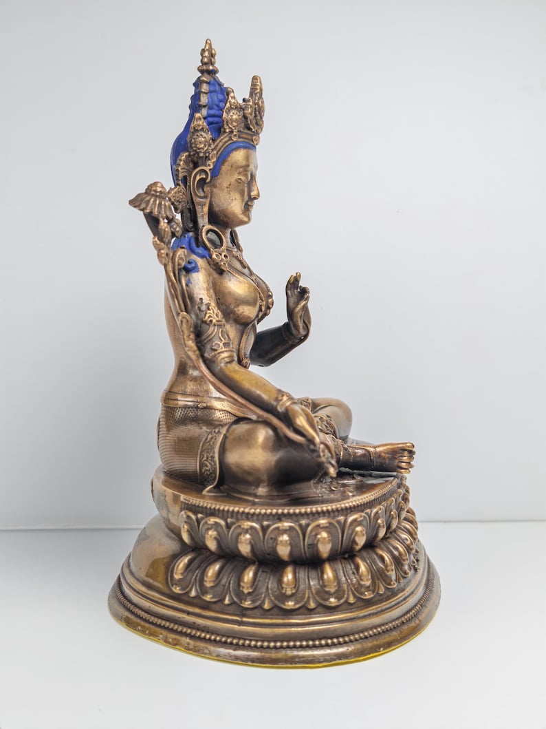 Authentic Green Tara Statue - Fully Consecrated and Blessed - Tibetan Buddhist statue, close-up detail