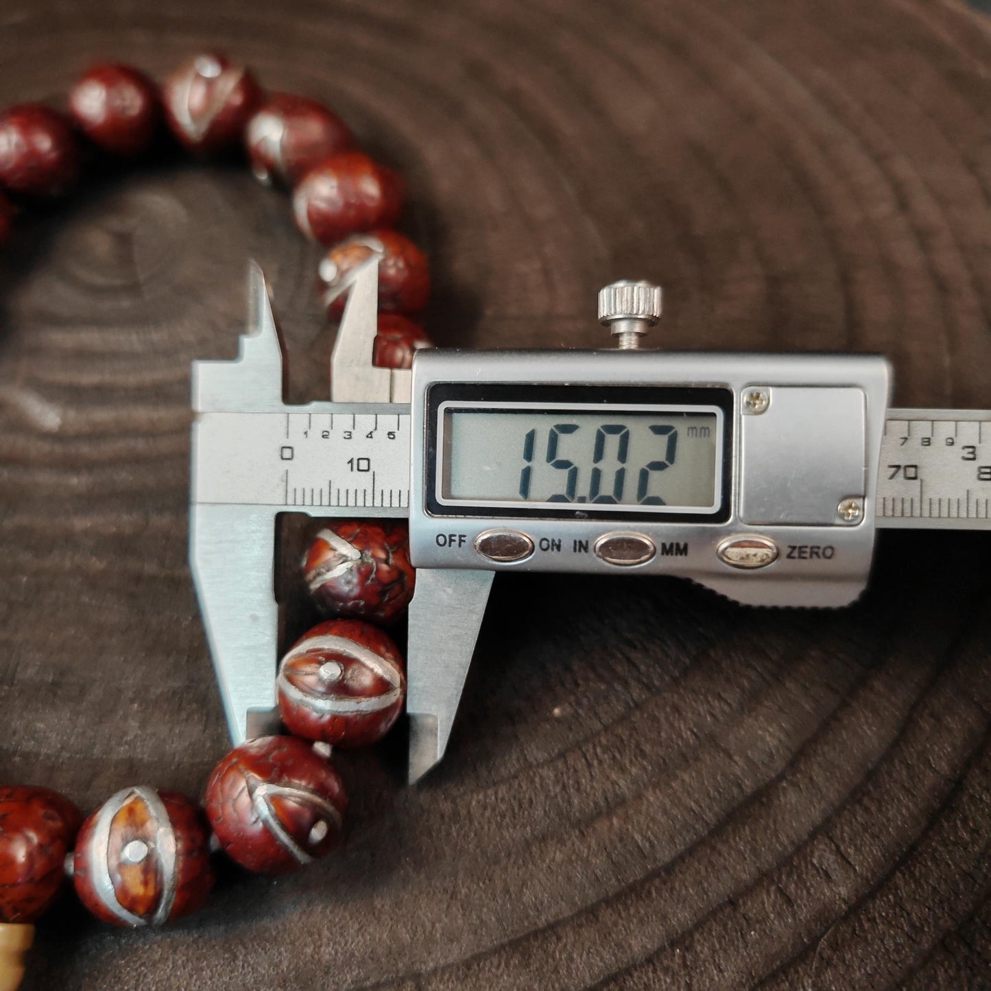 Inlaid Bodhi Seed Hand Hold Wrist Mala - Decades Old - Tibetan Buddhist mala beads, size reference