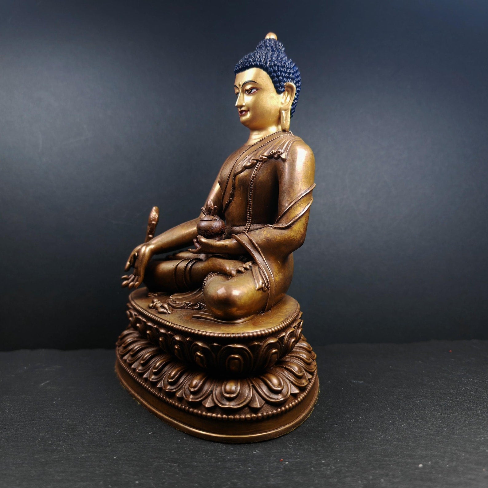 Authentic Medicine Buddha Statue - Scared Tibetan Statue - Fully Consecrated and Blessed - Spiritual Decor - Decades Old - 21cm Height