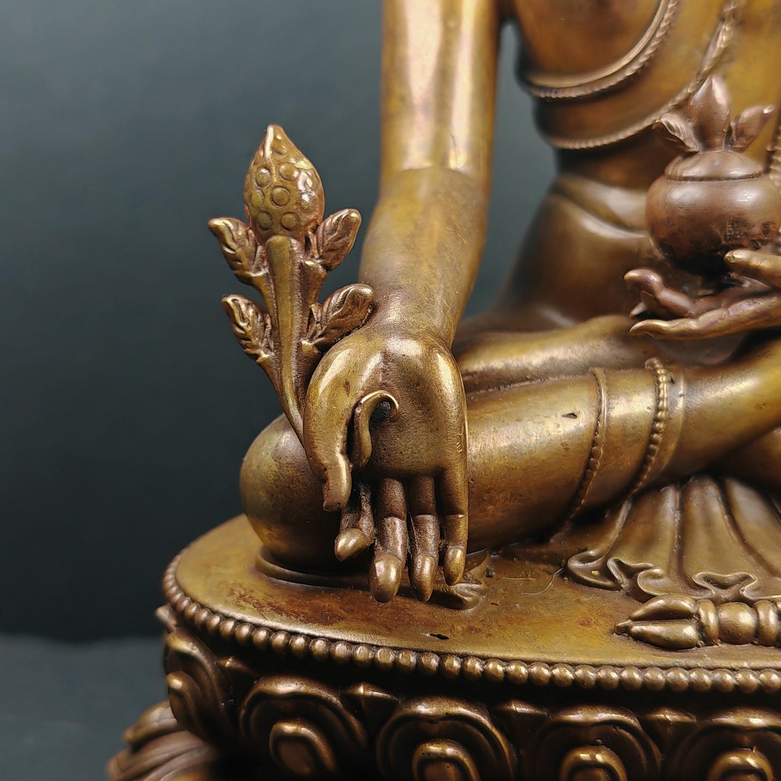 Authentic Medicine Buddha Statue - Scared Tibetan Statue - Fully Consecrated and Blessed - Spiritual Decor - Decades Old - 21cm Height