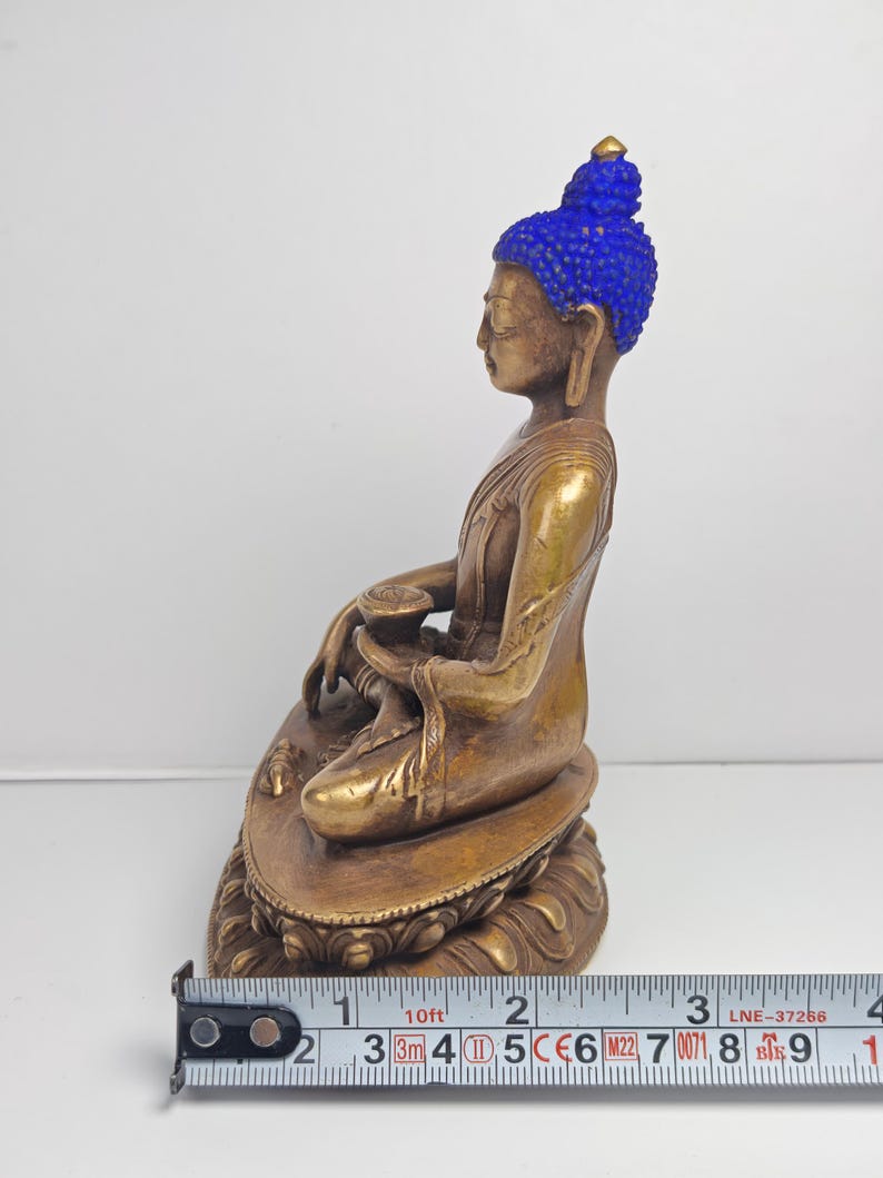 Authentic Shakyamuni Statue - Scared Tibetan Statue - Fully Consecrated and Blessed - Spiritual Decor - 60 Years Old - 13cm Height