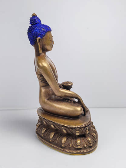 Authentic Shakyamuni Statue Tibetan Statue - Fully Consecrated and Blessed - Tibetan Buddhist statue, close-up detail