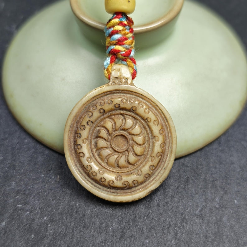 Buddhism Dharma Wheel- Hand-carved Tibetan Amulet - Protective Charm for Keychain / Bag Hanging - 30mm