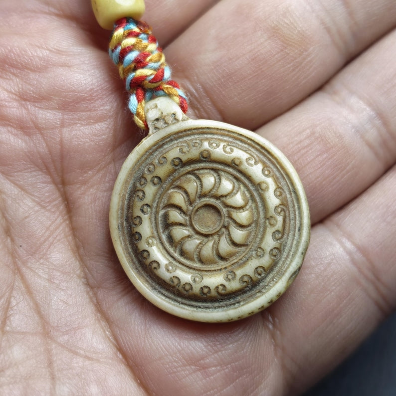 Buddhism Dharma Wheel- Hand-carved Tibetan Amulet - Protective Charm for Keychain / Bag Hanging - 30mm