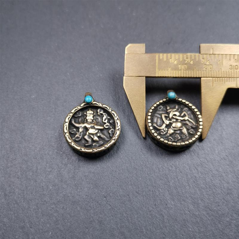 Garuda / Vajrapani Amulet - 0.87" - Tibetan Buddhist amulet, view 9