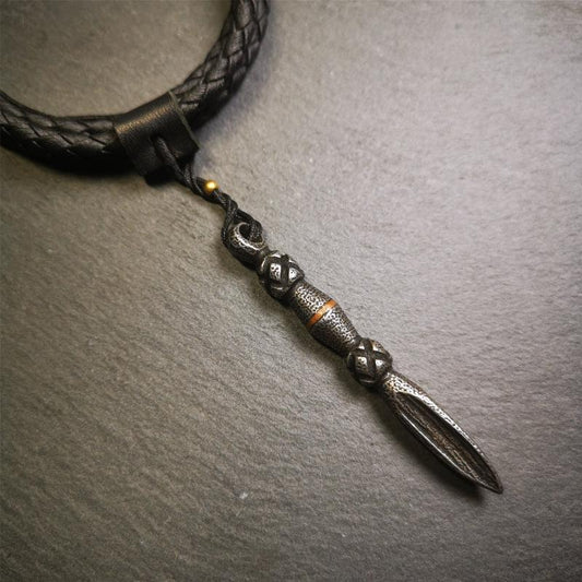 This handmade Dorje Phurba was crafted by Tibetan craftsmen from Hepo Town, Baiyu County, Tibet,known for its renowned Tibetan handicrafts. The upper part is a vajra, and the lower part is a phurba. A copper wire is inlaid on the waist of the phurba