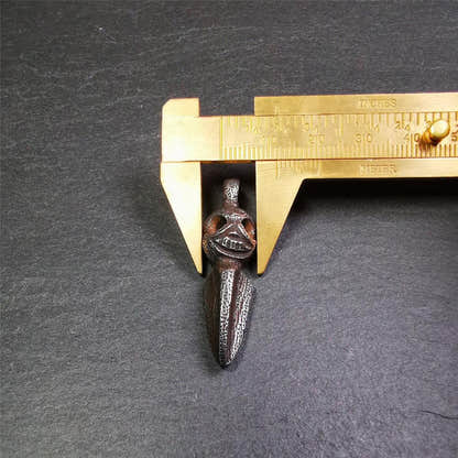 Skull Phurba - 1.77" - Tibetan Buddhist art, size reference