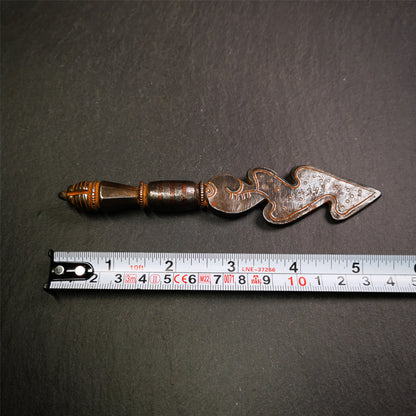 This phurba kila was handmade by Tibetan craftsmen from Tibet in 1990s,from Hepo Town, Baiyu County.  It&#39;s a Snake Spear,made of cold iron, carved cloud pattern, inlaid red copper, made into 3line on handle, and the pagoda at the tail.