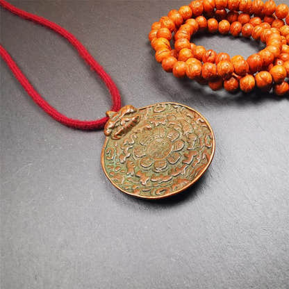 Old Melong 1.89" - Tibetan Buddhist art, close-up detail