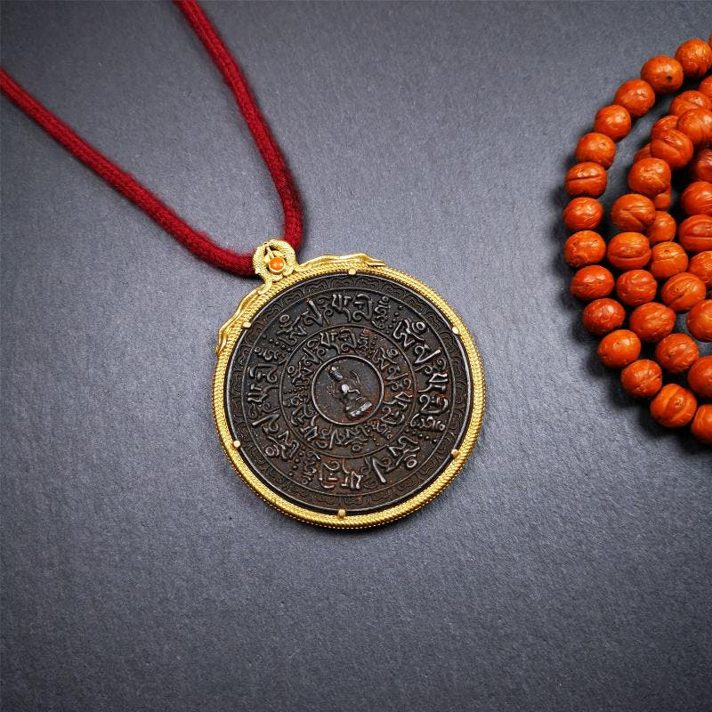 Chenrezig Om Melong 2.1" - Tibetan Buddhist art, front view