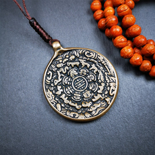 This sipaho badge was made by Tibetan craftsmen and come from Hepo Town, Baiyu County, the birthplace of the famous Tibetan handicrafts. It is round shape,made of brass,1.88".The pattern is Tibetan Budhist Protective Symbol - SIPAHO(srid pa ho).