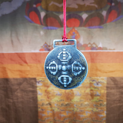 This set of sipaho badge was made by Tibetan craftsmen and come from Hepo Town, Baiyu County,Tibet. It is round shape,made of white copper.The front pattern is Tibetan Budhist Protective Symbol - SIPAHO(srid pa ho),the back is the cross vajra symbol.