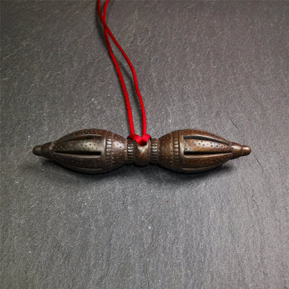 These beautiful vajra were handmade by Tibetan craftsmen from Tibet in 1990's,from Hepo Town, Baiyu County, the birthplace of the famous Tibetan handicrafts. It is nine-pronged vajra,made of cold iron,3.07 inches length.  You can make it a necklace, pendant, keychain, mala pendant, or put in your shrine.