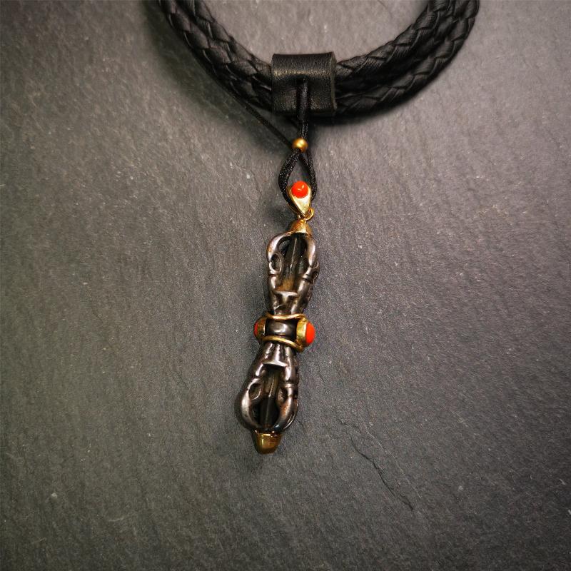 This unique vajra pendant was handmade by Tibetan craftsmen from Tibet in 1990's,from Hepo Town, Baiyu County, the birthplace of the famous Tibetan handicrafts. It is five-pronged Vajra,made of cold iron, 1.77 inch height.Comes with leather cord. You can make it a necklace, pendant, keychain, mala pendant, or just as an ornament on your desk.