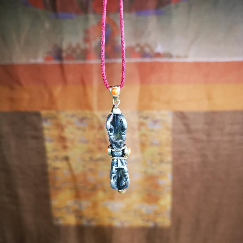 This unique vajra pendant was handmade by Tibetan craftsmen from Tibet in 1990's,from Hepo Town, Baiyu County, the birthplace of the famous Tibetan handicrafts. It is five-pronged Vajra,made of cold iron, 1.77 inch height.Comes with leather cord. You can make it a necklace, pendant, keychain, mala pendant, or just as an ornament on your desk.