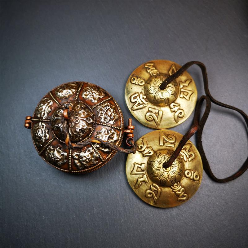 Brass Tingsha Set - OM Mantra - 2.9" - Tibetan Buddhist art, detailed view