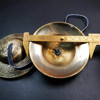 Bronze Tingsha Set - Cloud Pattern - 3.5" - Tibetan Buddhist art, size reference